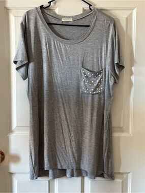 Women’s Short Sleeve Blouse Size 2X Like New Condition